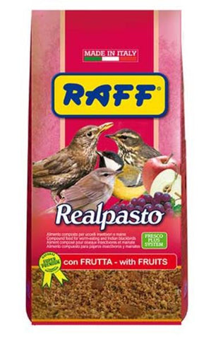 RAFF RealPasto stimulates song and helps brighten the plumage